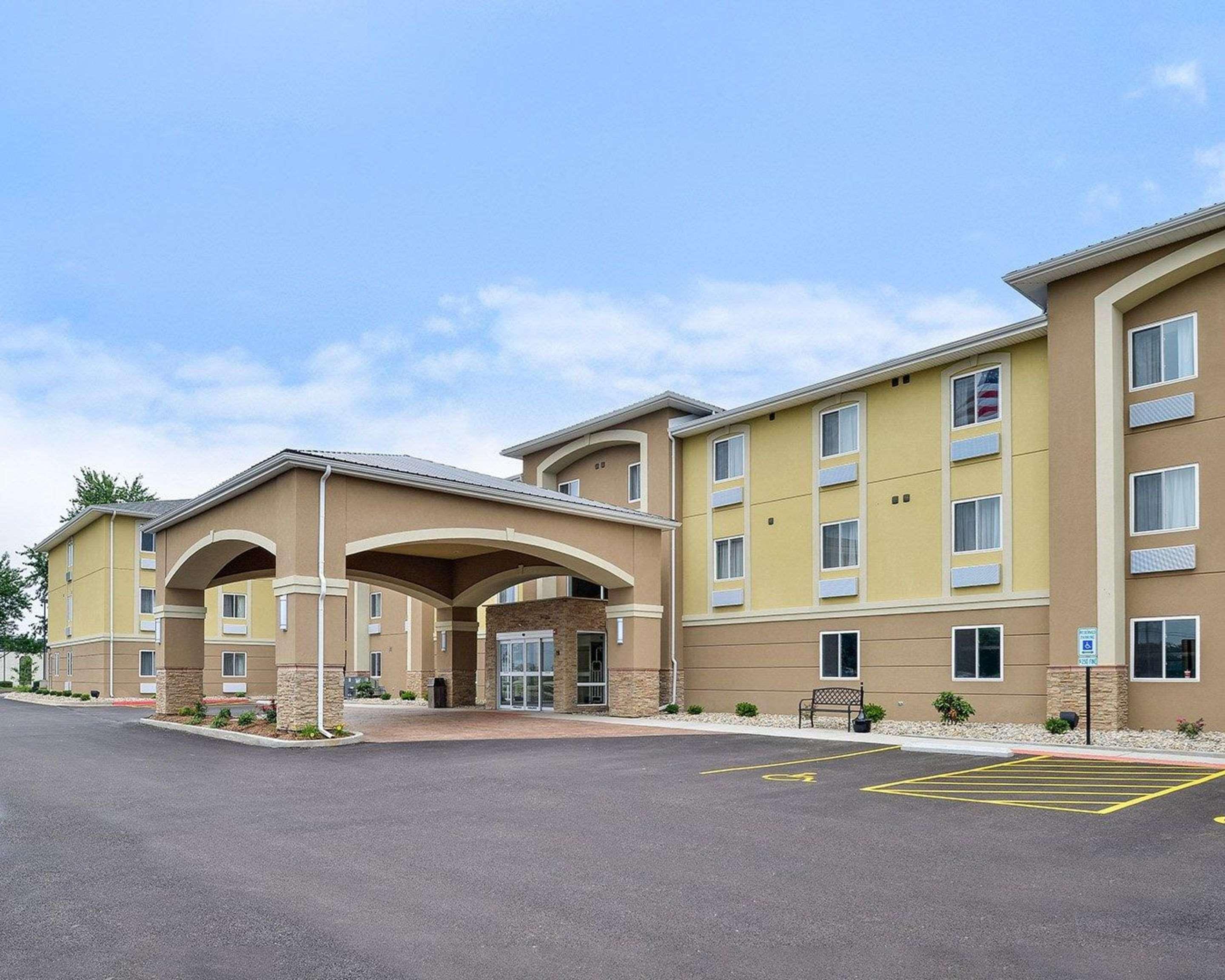 Comfort & I-55 Hotel 2*