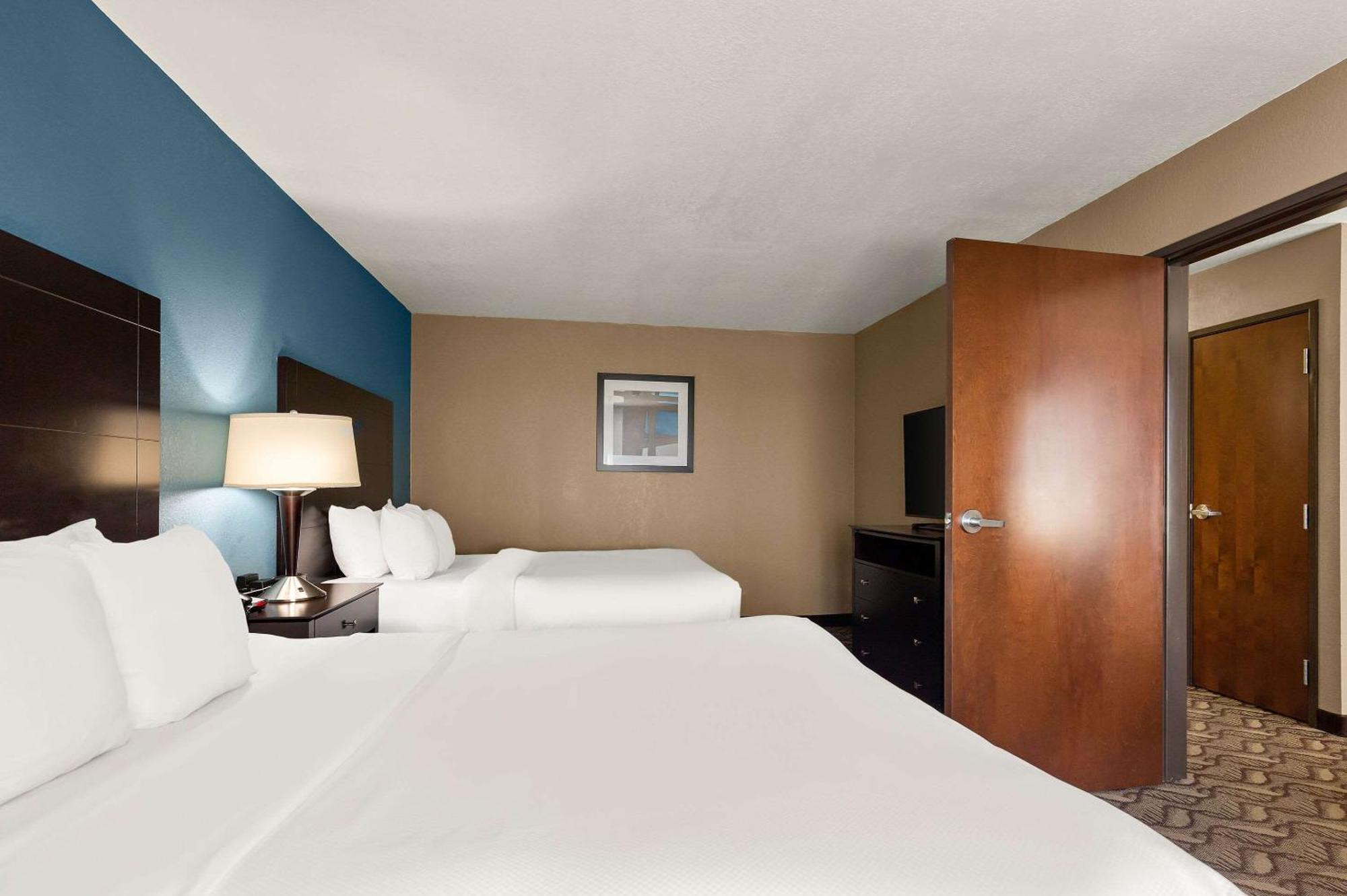 Comfort & I-55 Hotel Springfield