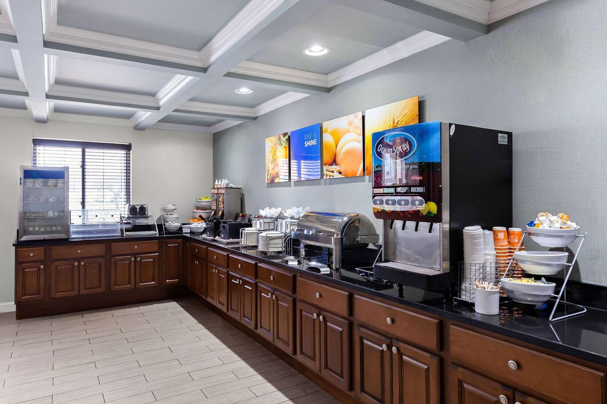 Comfort & I-55 Hotel Springfield